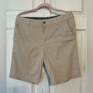 GH Bass Bermuda Shorts Size 8